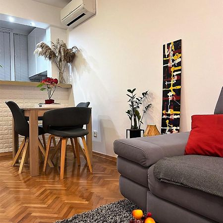 Mm Split Apartment - 5 Min By Car To The Beach & City Center - Free Public Parking Exterior photo