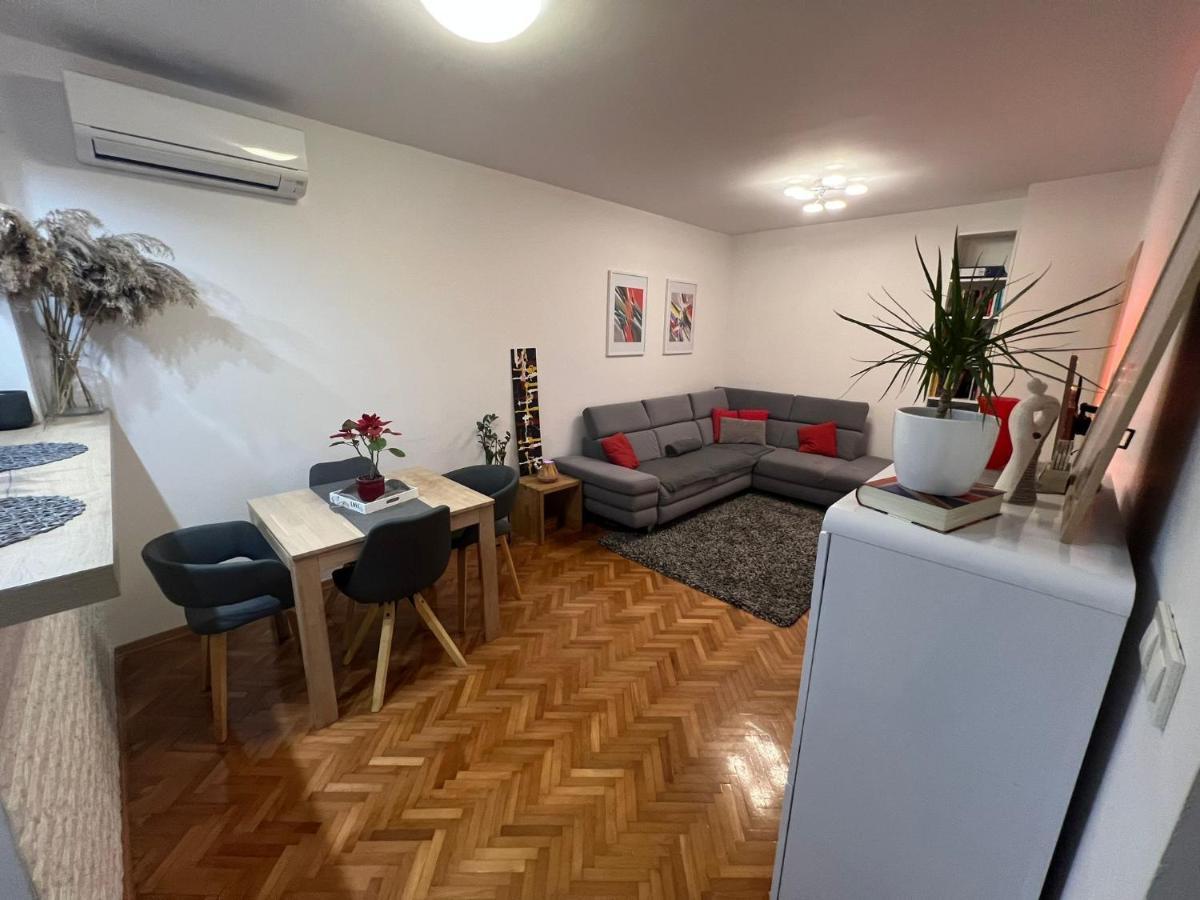 Mm Split Apartment - 5 Min By Car To The Beach & City Center - Free Public Parking Exterior photo