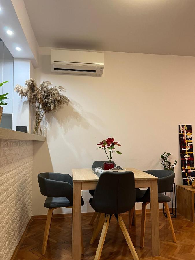 Mm Split Apartment - 5 Min By Car To The Beach & City Center - Free Public Parking Exterior photo